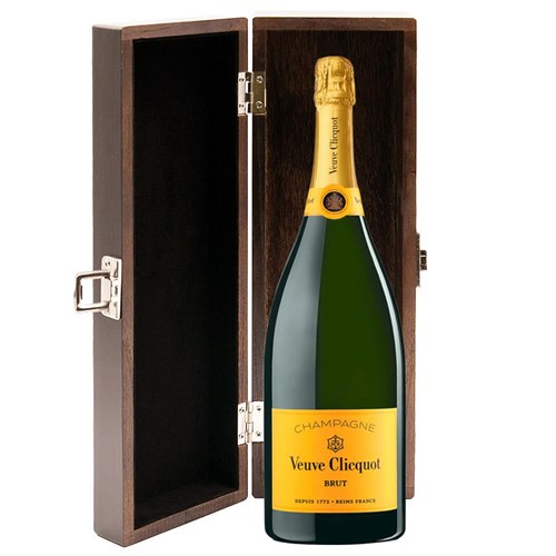 Veuve Clicquot Yellow Label Brut Magnum 1.5L in Elm Wood Gift Box